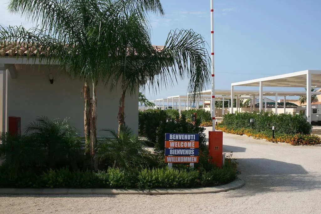Camping Luminoso Hotel Punta Braccetto Italia